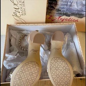 Jewel Badgley Mischka Heels